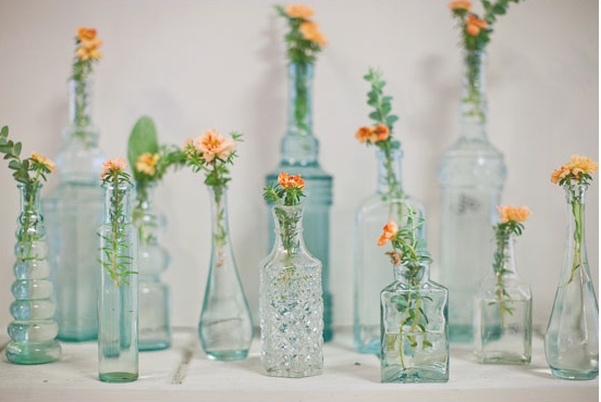Perfect Little flowers for a rustic wedding.